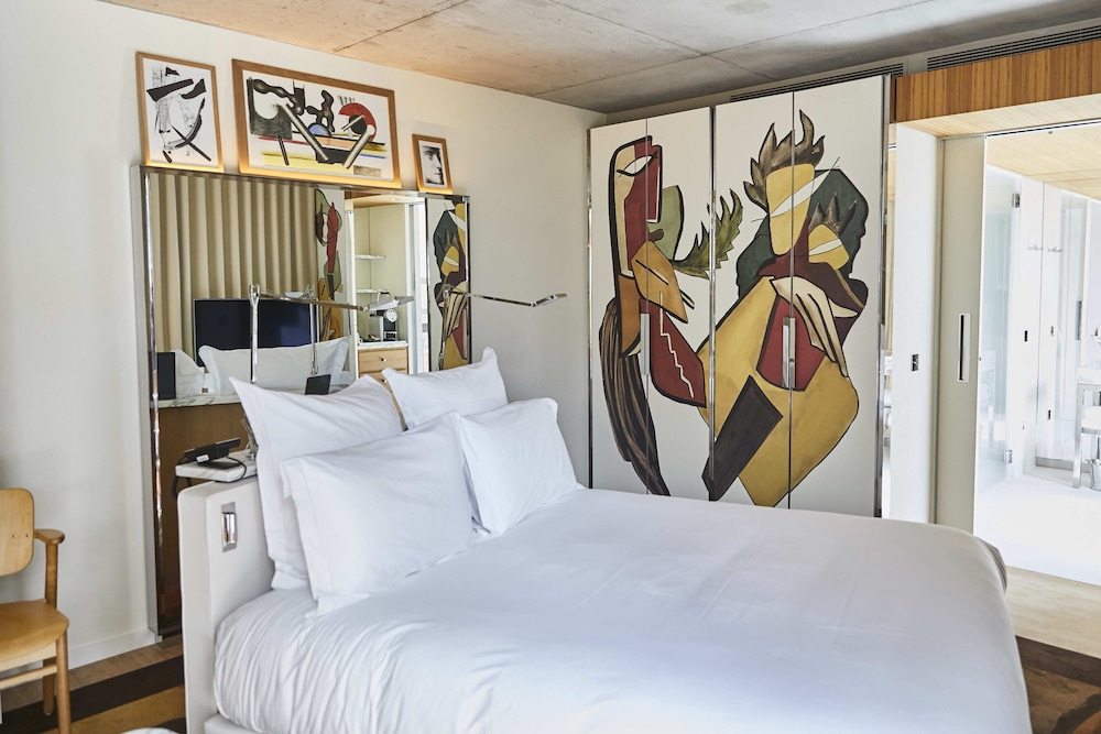 Superior Suite with Terrace