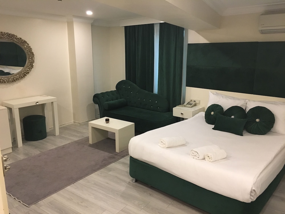 Suite photo 1