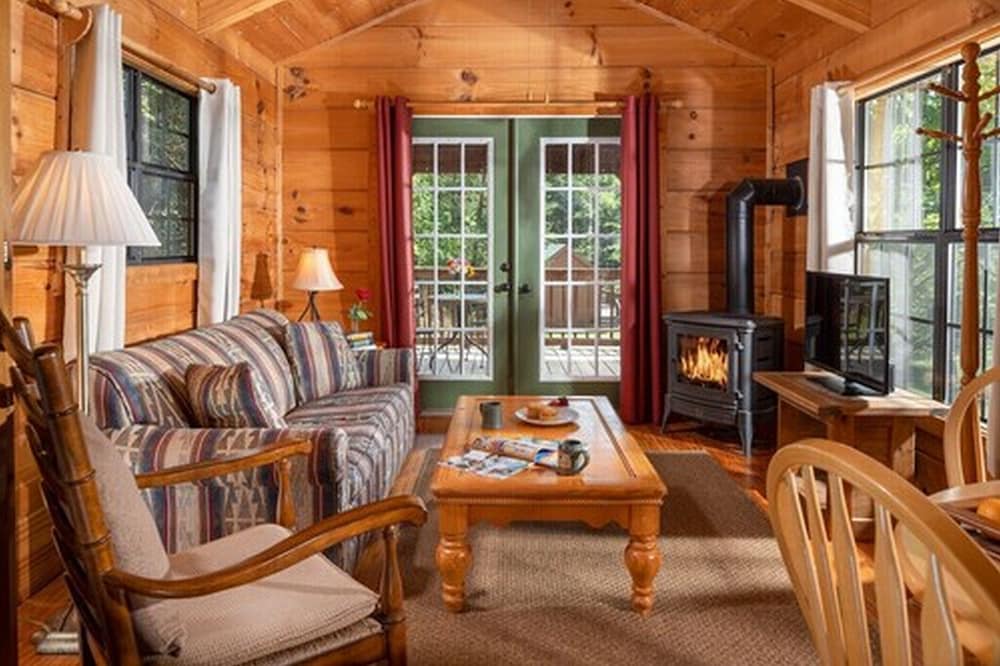 Cabin, Private Bathroom (Smoky Mountains Cabin- No Breakfast, Pets Allowed)