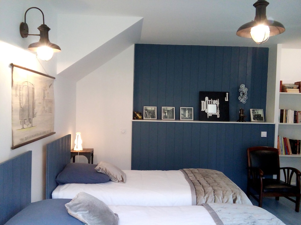Triple Room, Private Bathroom, Garden View