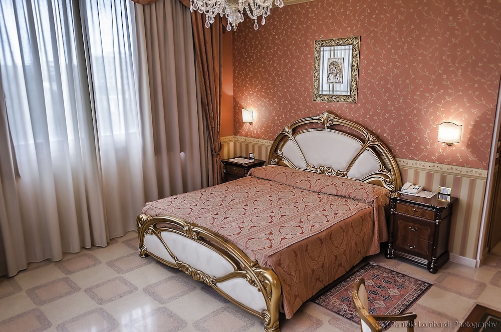 Superior Suite, 1 Bedroom, Accessible, Non Smoking photo 1