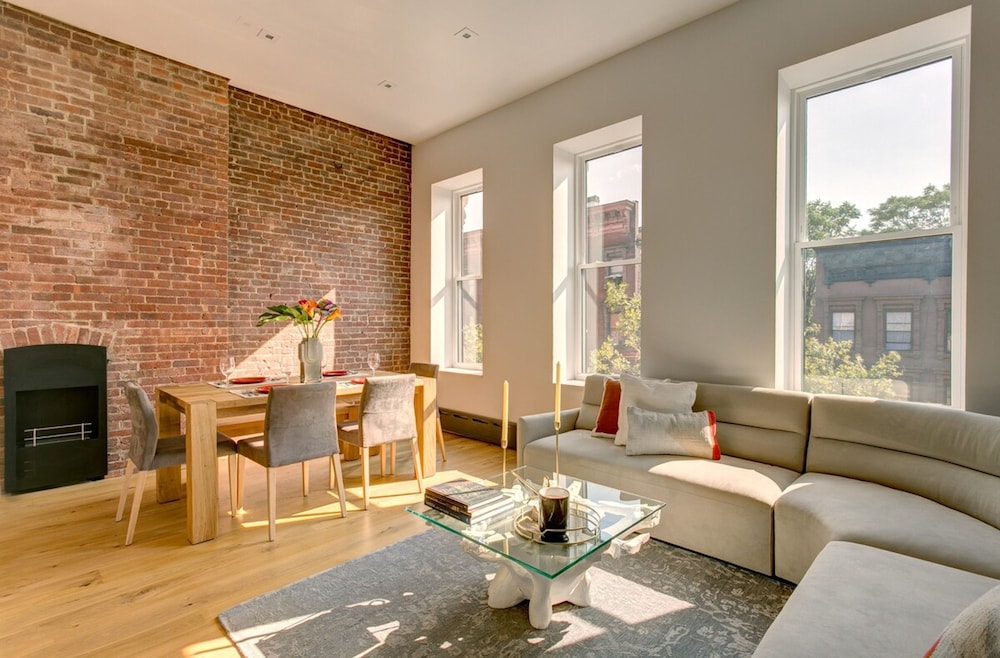 Apartment photo 1