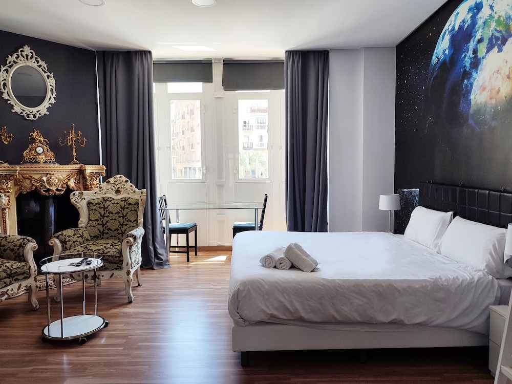 Superior Double Room, 1 King Bed, City View