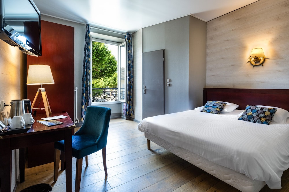 Standard Double Room - Photo 7