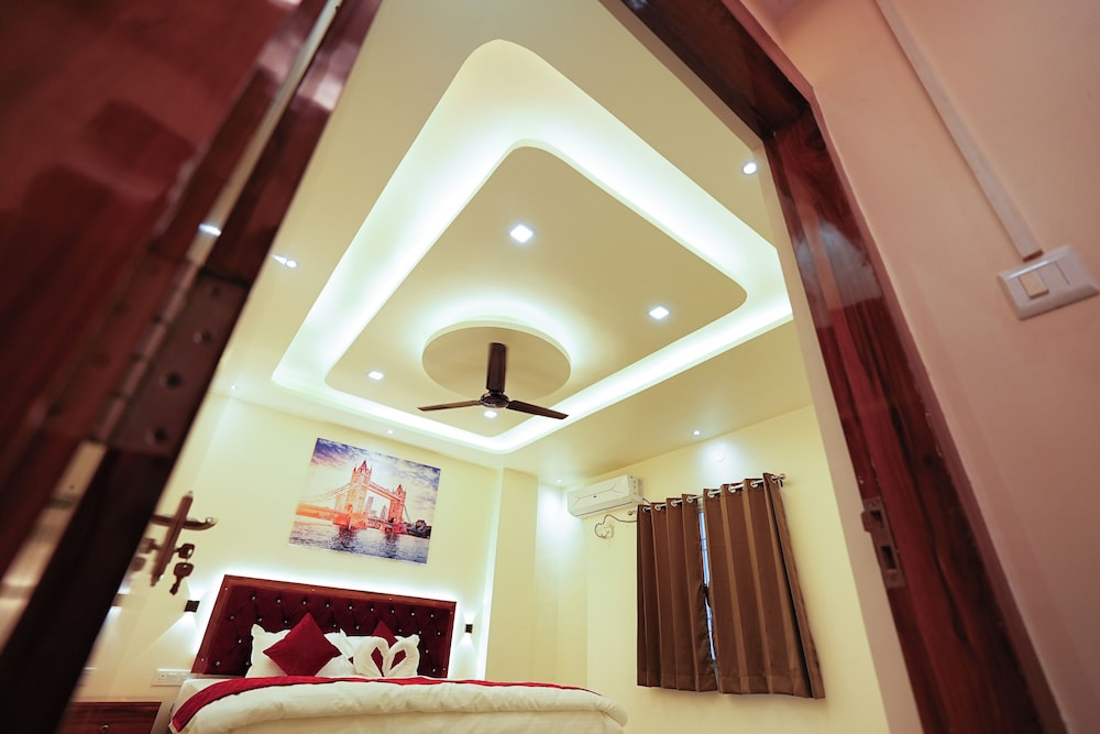 Deluxe Double Room, City View