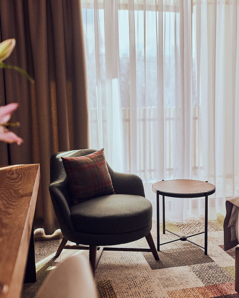 Deluxe Double Or Twin Room, Balcony, Mountain View