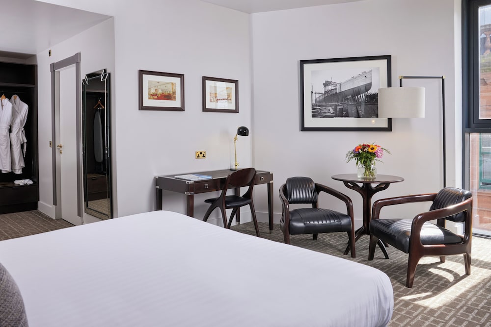 Executive Room, 1 King Bed photo 3
