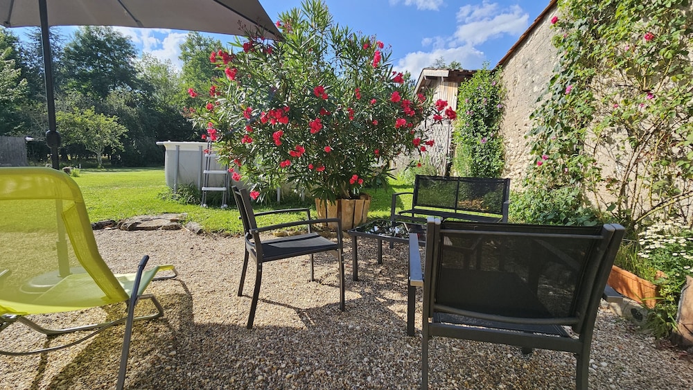 Standard Double Room, Ensuite - Photo 22