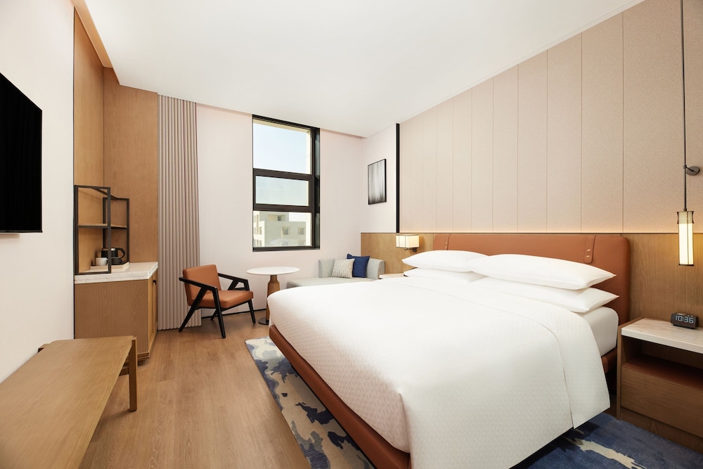 Premium Room, 1 King Bed