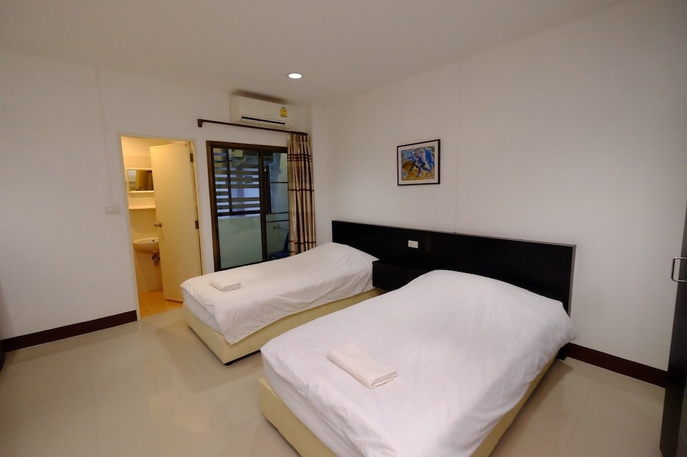Standard Twin Room photo 1