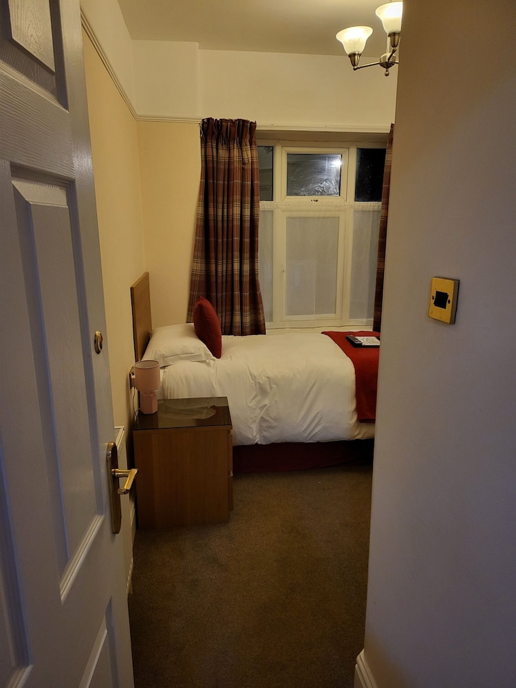 Comfort Single Room, Ensuite photo 2