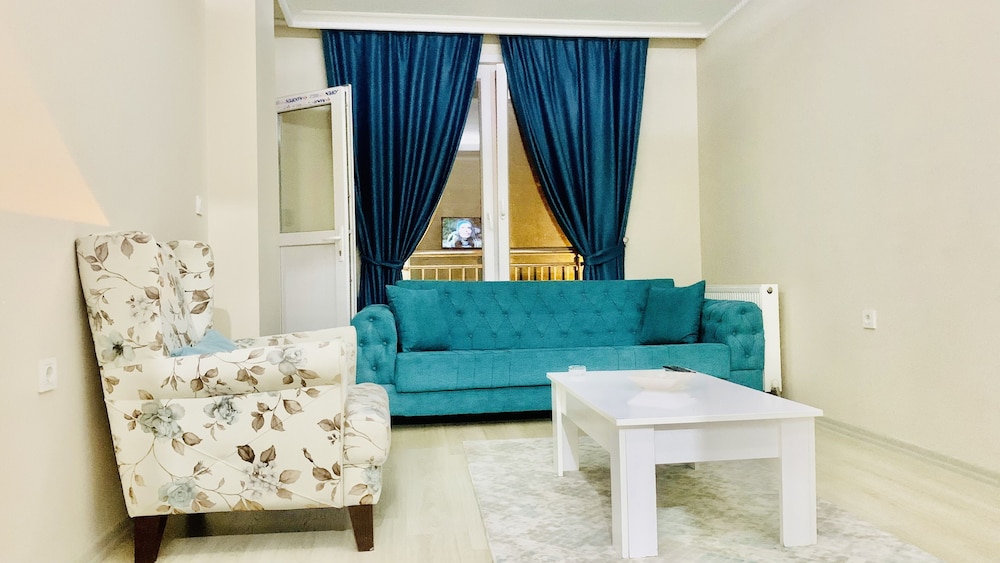 Family Apartment photo 1