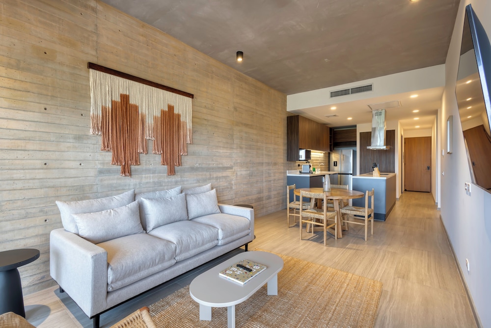 Luxury Apartment, 2 Bedrooms, Terrace, Sea View
