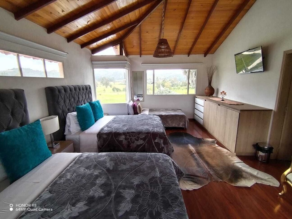 Superior Triple Room, 1 Bedroom, Balcony, Hill View photo 1