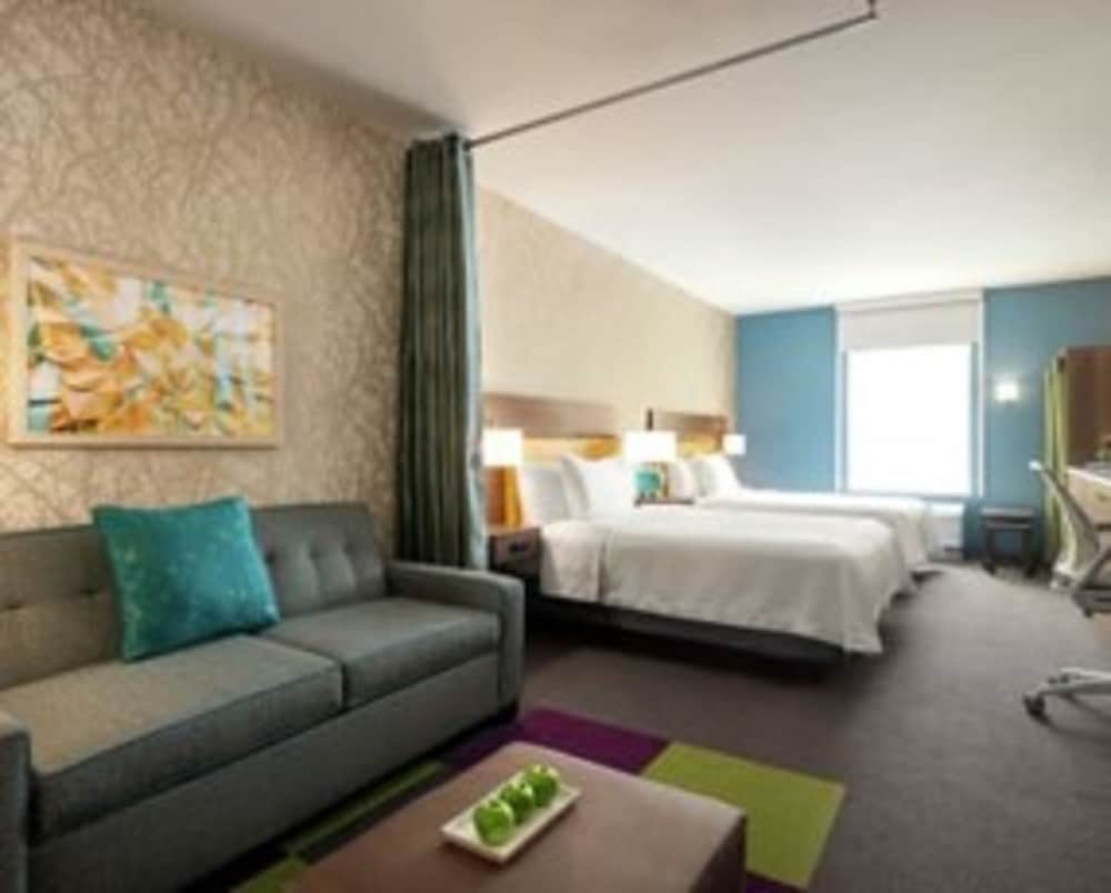 Studio, 2 Queen Beds, Accessible, Bathtub - Photo 1