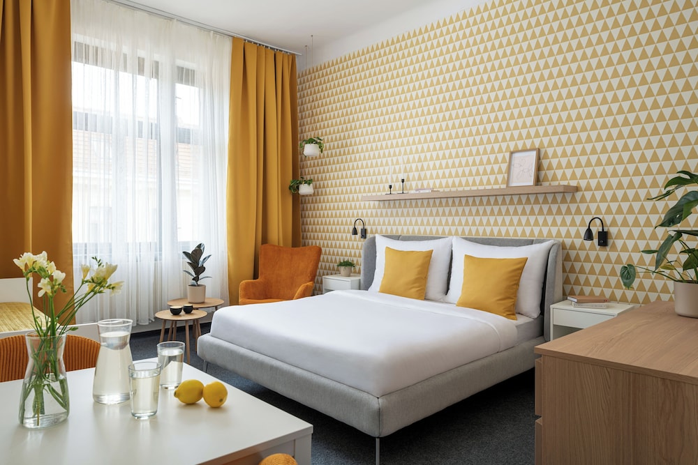 Comfort Triple Room