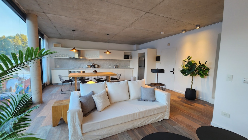 Duplex photo 1