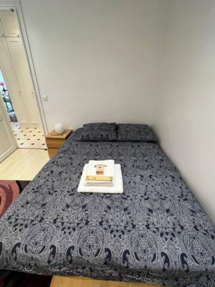 Eiffel Bliss (Use of 2nd room = Double rate to be paid on site + to be confirmed in advance) photo 1