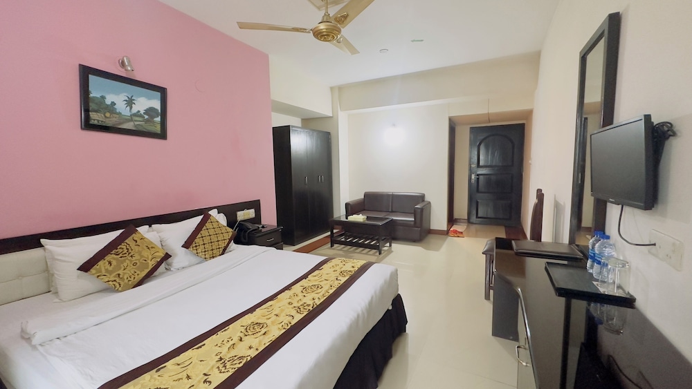 Deluxe Room - Photo 2