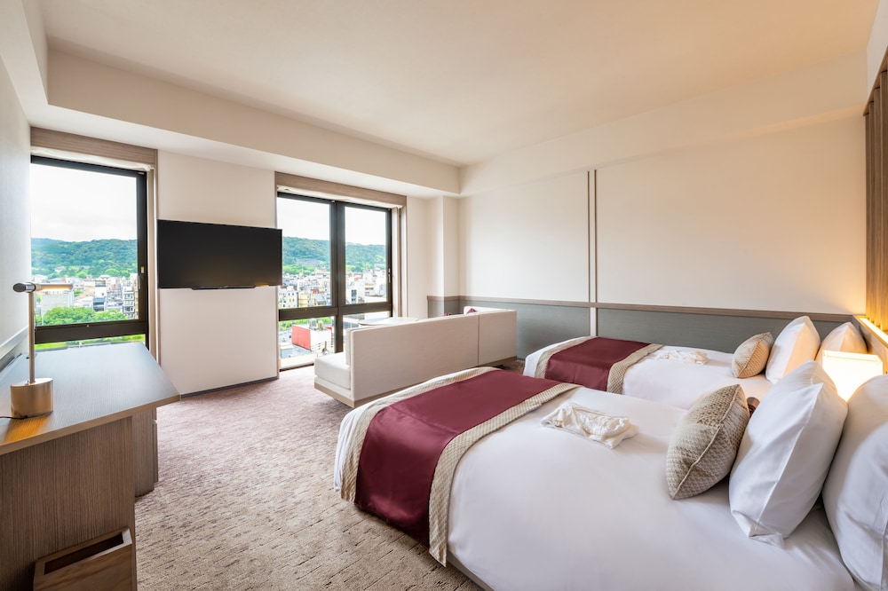 Classy Twin Room, Smoking, Electronic Cigarettes Only photo 1