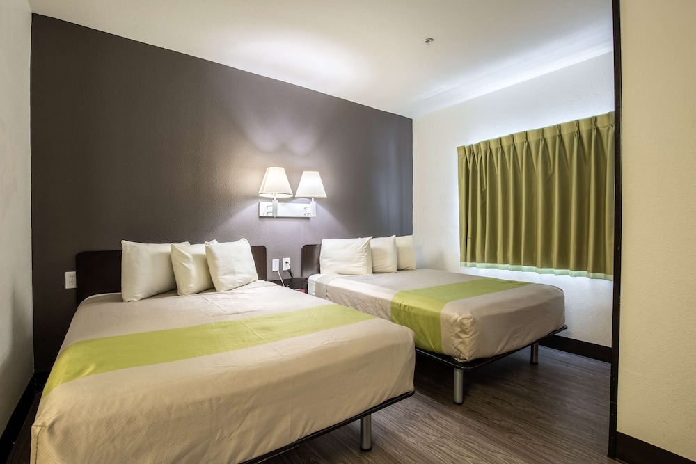Deluxe Room, 2 Double Beds, Smoking, Kitchenette photo 1