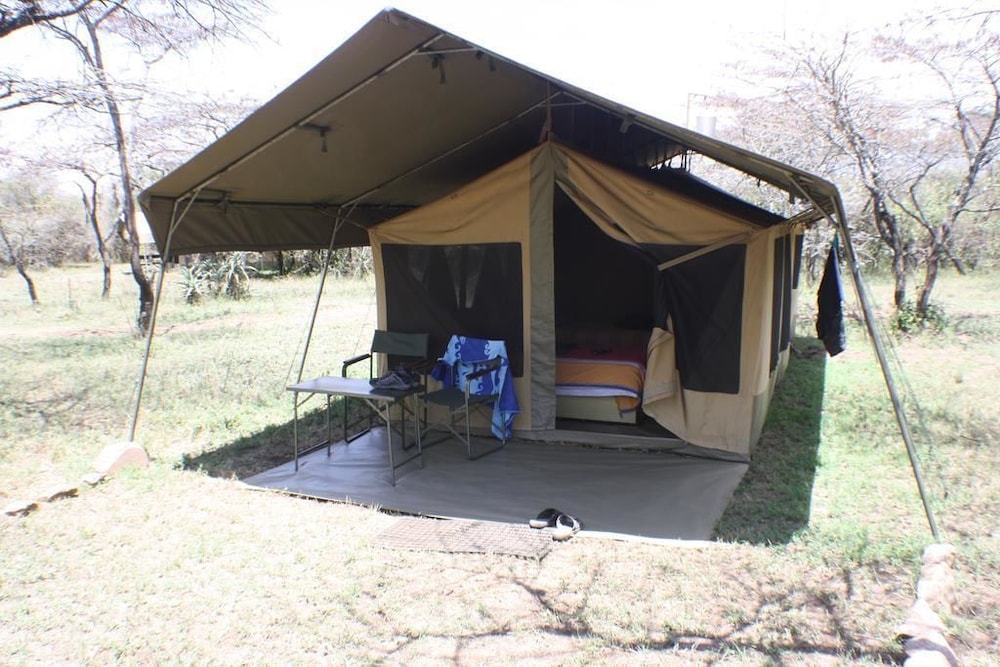 Standard Tent photo 3