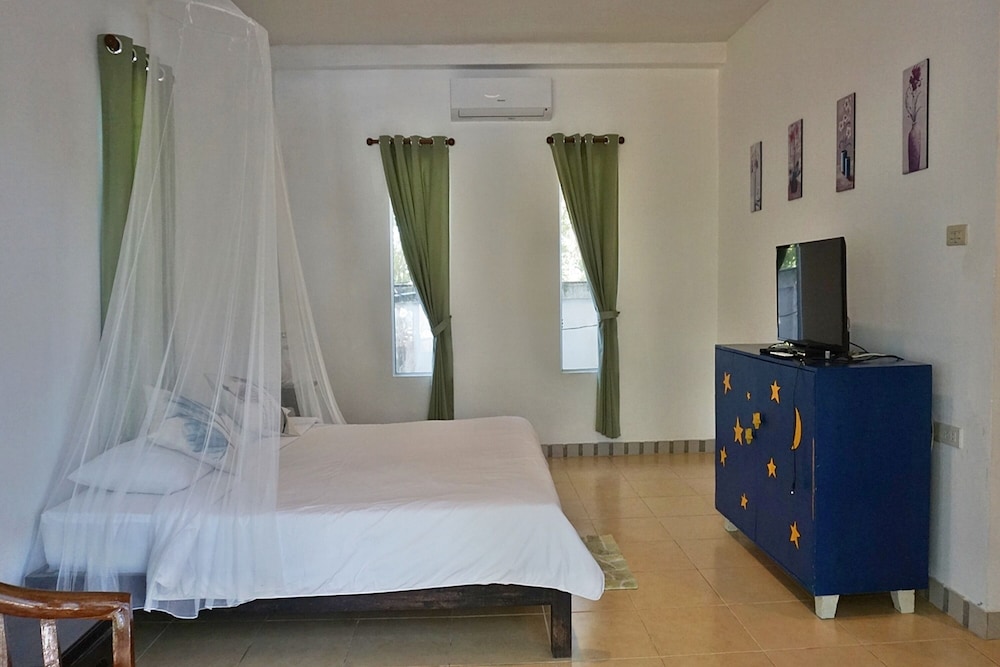 Standard Room - Photo 7
