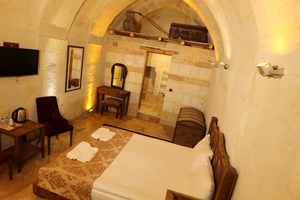 Standard Double Room - Photo 3