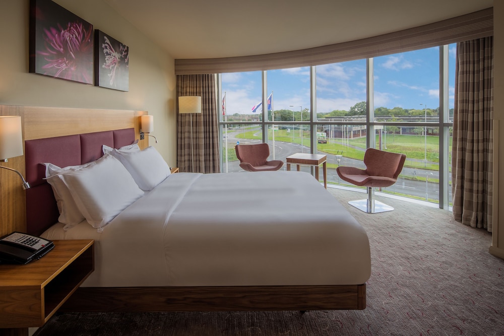 Standard Room, 1 Queen Bed - Photo 6