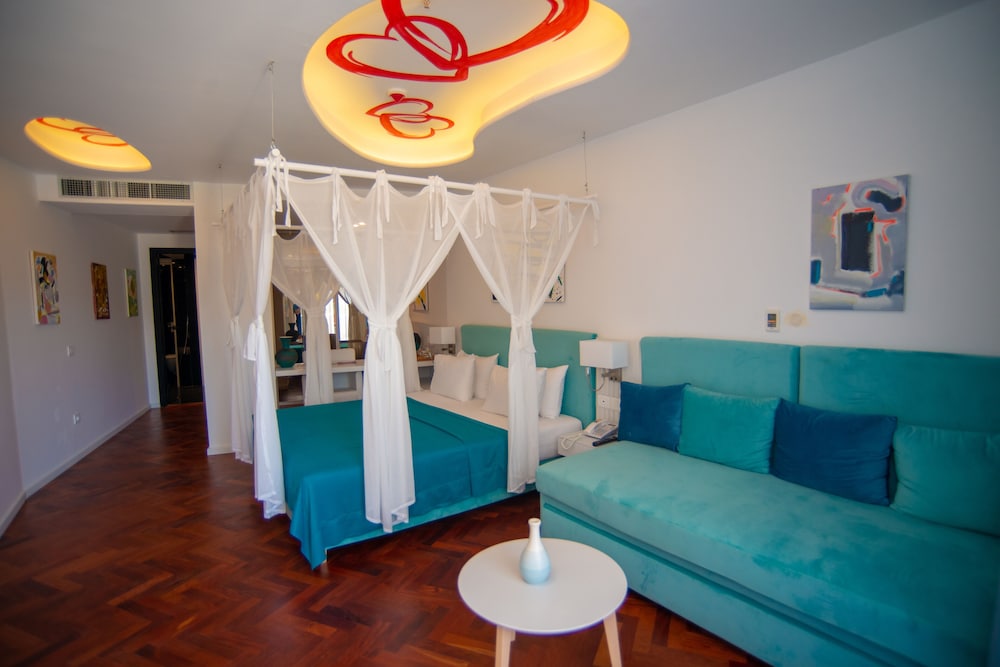 Deluxe Double Room, Patio photo 1