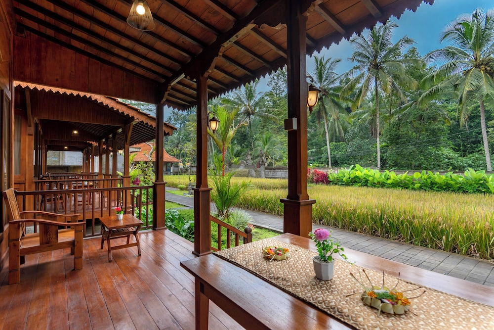 Deluxe Villa, 1 King Bed, Garden View