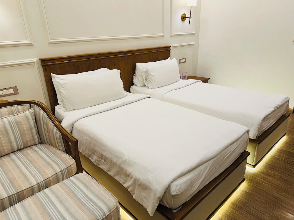 Deluxe Twin Room, Non Smoking, City View