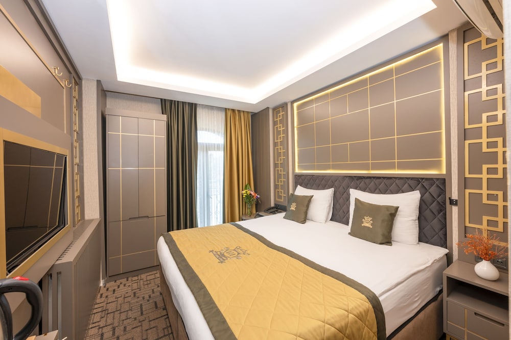 Luxury Room