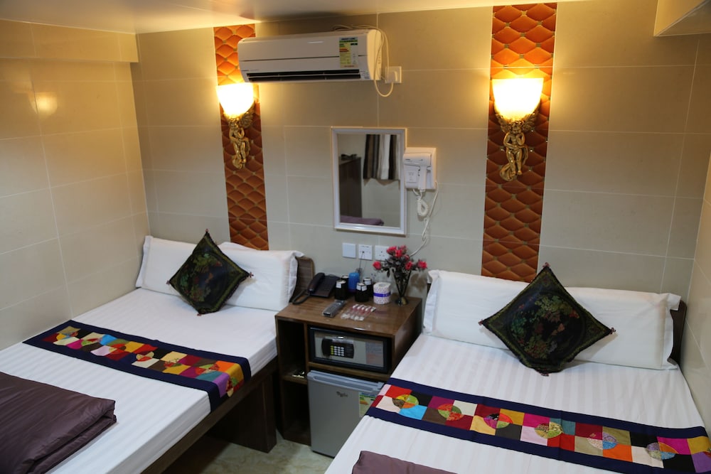 Quadruple Room