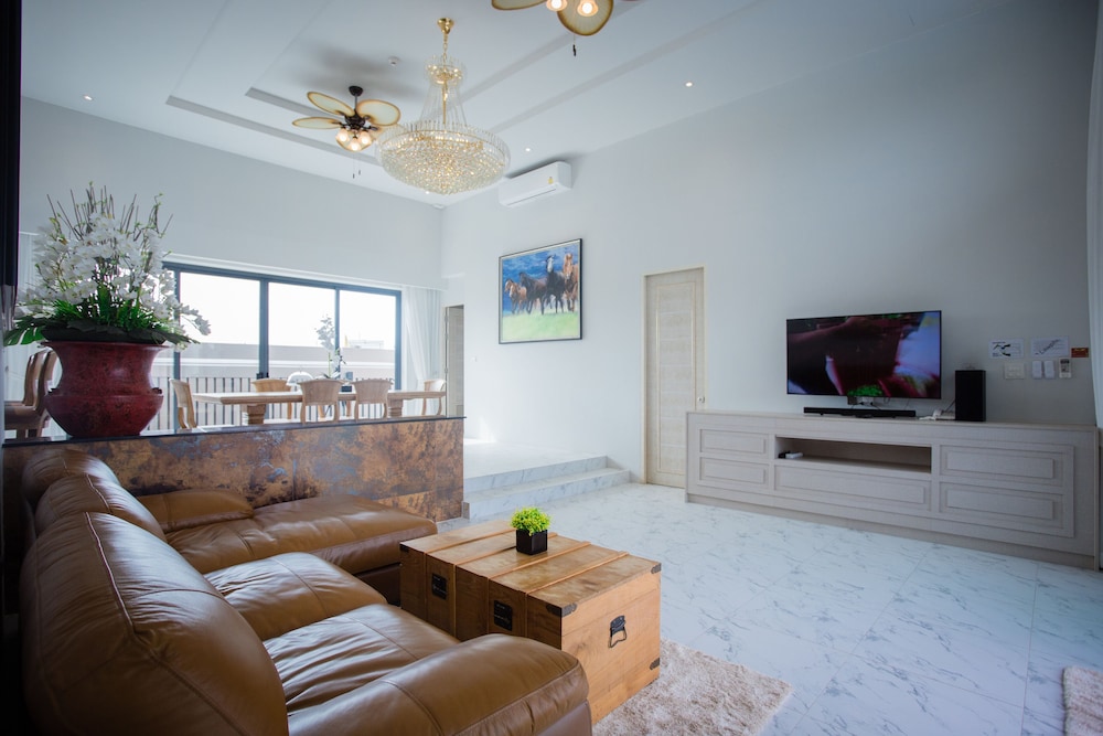 Four Bedrooms Private Pool Villa - Photo 19