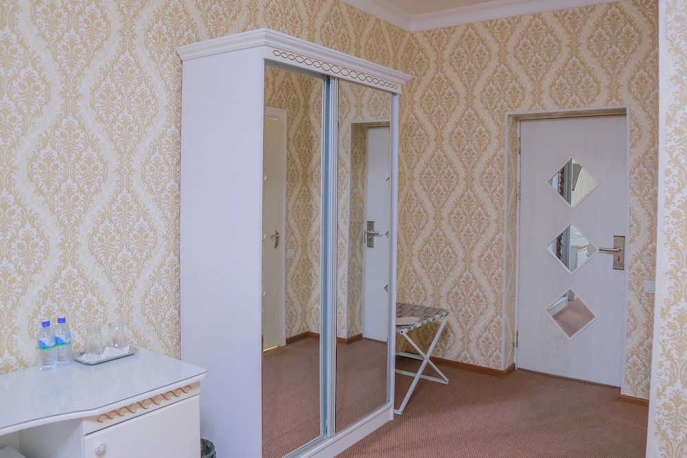 Standard Double Room - Photo 4