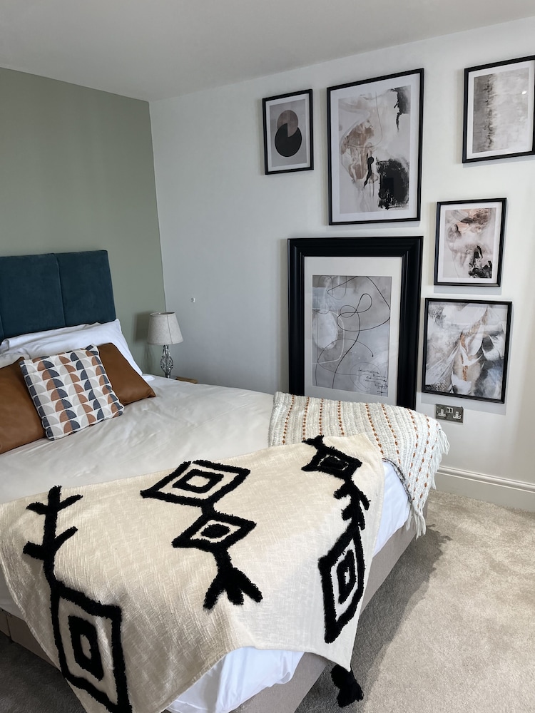 Deluxe Apartment photo 2