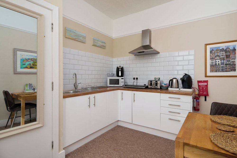Standard Suite, 1 Bedroom, Accessible, Ensuite photo 3