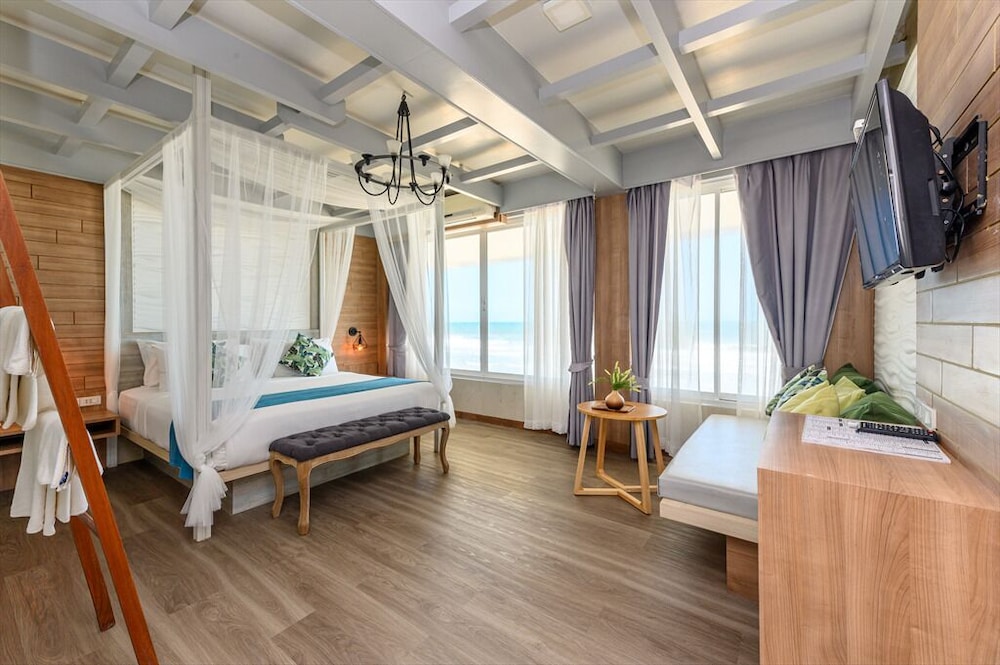 Maldives Seaview Room