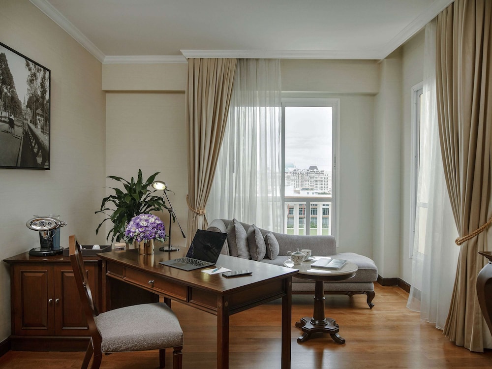 Family Suite, 1 King Bed (Junior)
