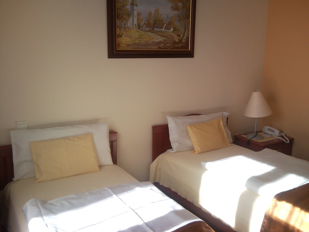 Double or Twin room single use - Photo 1