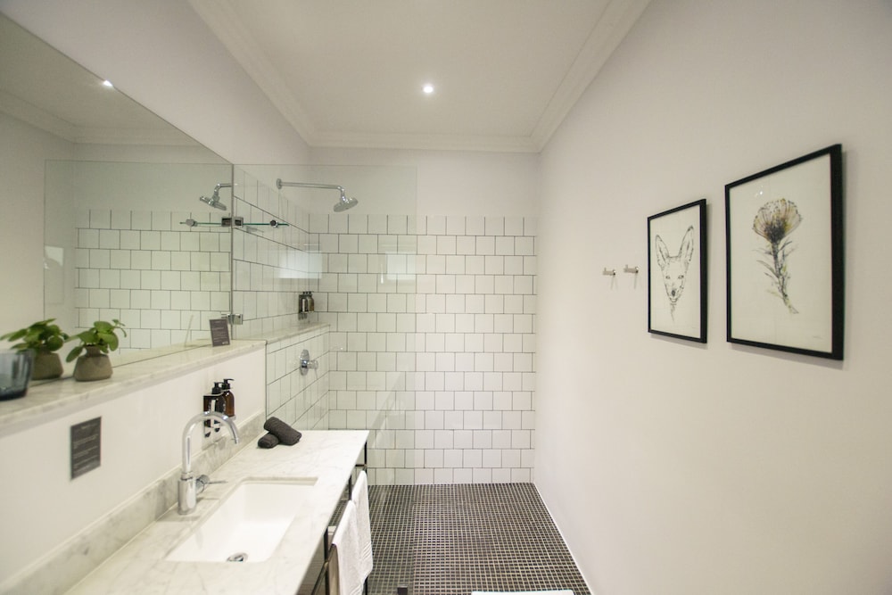 Luxury Double or Twin Room photo 3