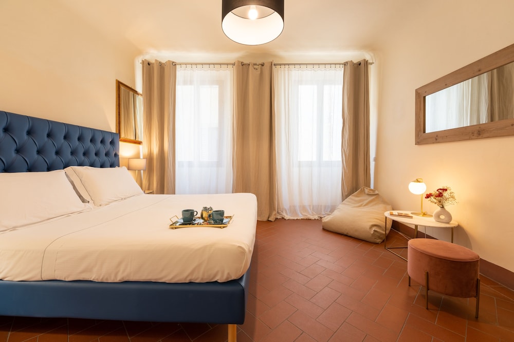 Deluxe Suite, 2 Bedrooms, Air conditioning photo 2