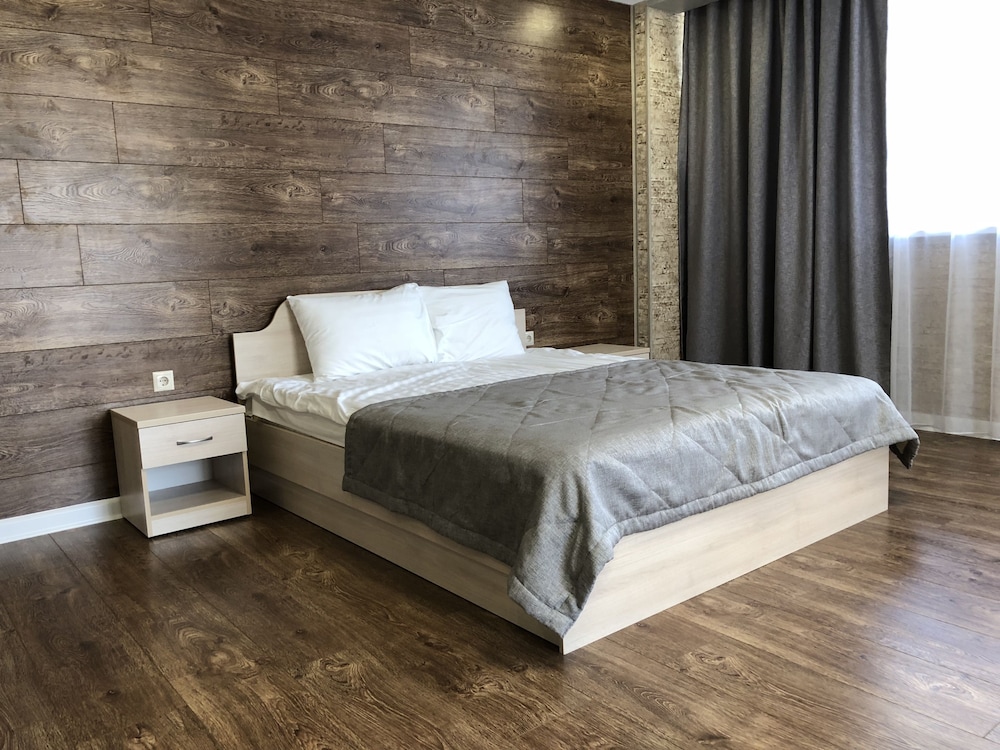 Luxury Suite, 1 Queen Bed with Sofa bed