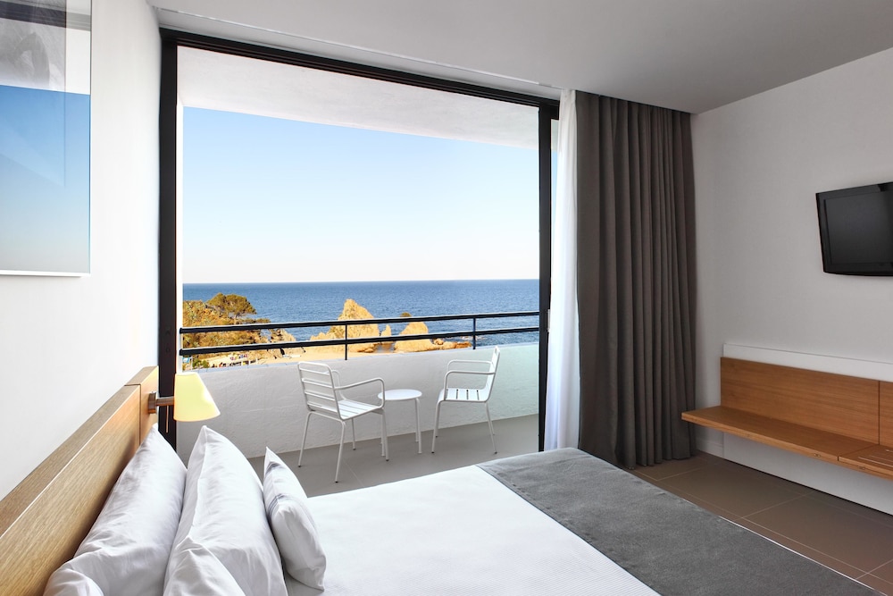 Double Room, Balcony, Sea View - Photo 5