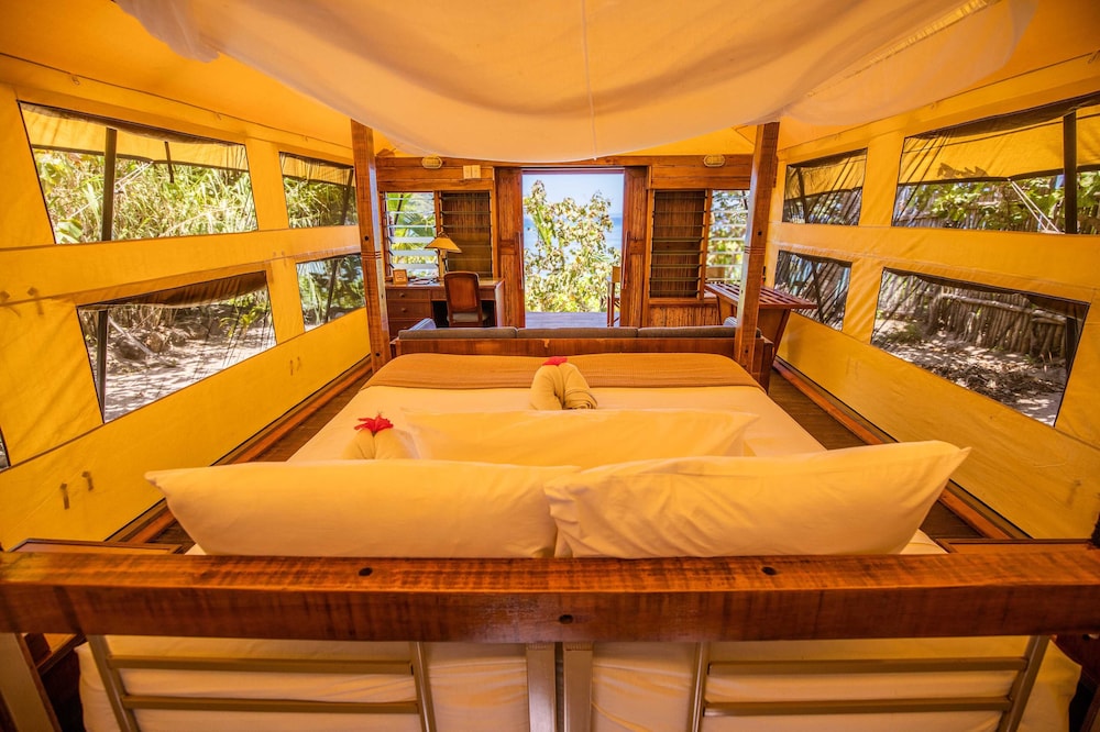 Beachfront Levu Bure photo 2