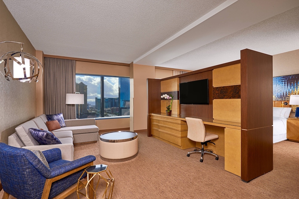 Suite, 1 Bedroom (View) - Photo 6