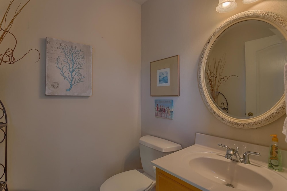Apartment, 4 Bedrooms, Sea Facing photo 3