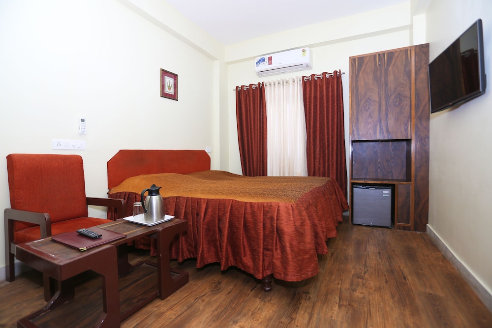 Deluxe Room - Photo 7