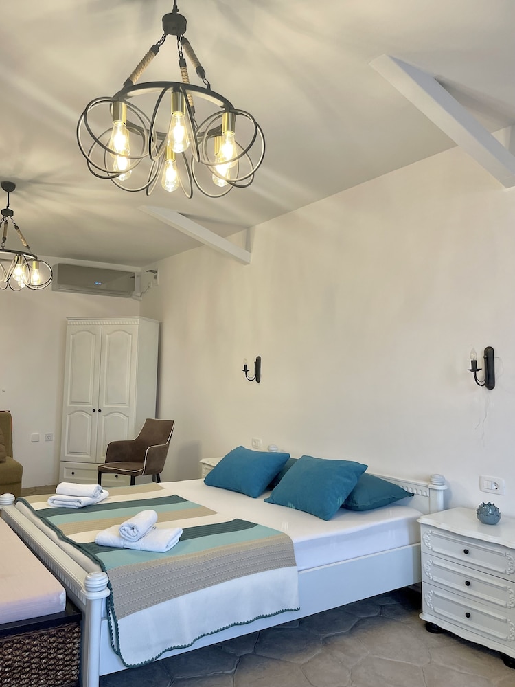 Superior Studio, 2 Bedrooms, Balcony, Sea View photo 2